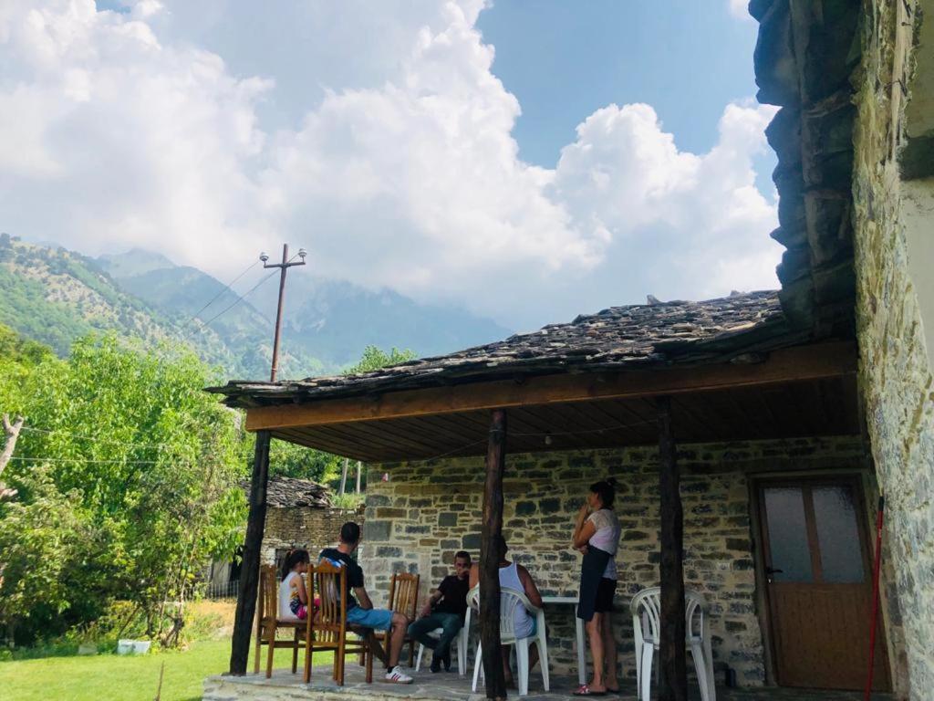 Guest House Qafe Dardha - Tomorr National Park Qafe Dardhe Dış mekan fotoğraf