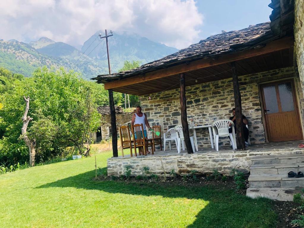 Guest House Qafe Dardha - Tomorr National Park Qafe Dardhe Dış mekan fotoğraf
