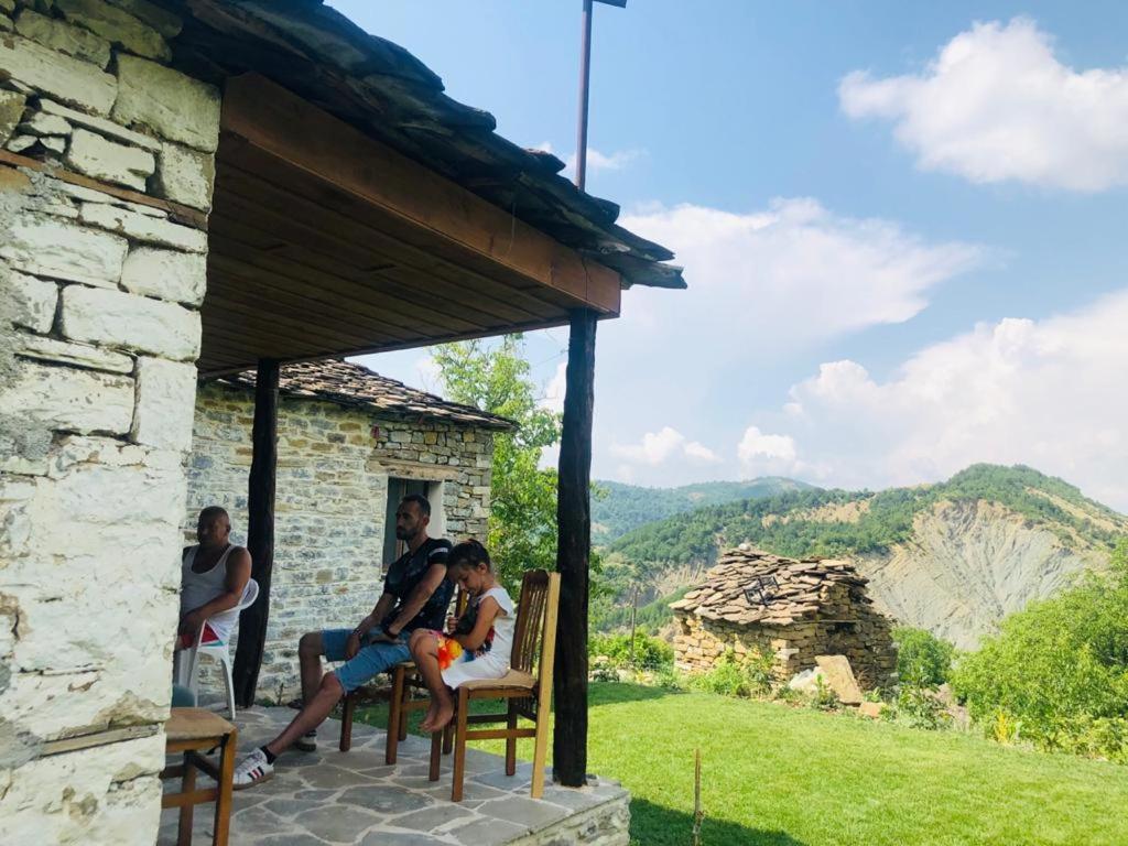 Guest House Qafe Dardha - Tomorr National Park Qafe Dardhe Dış mekan fotoğraf